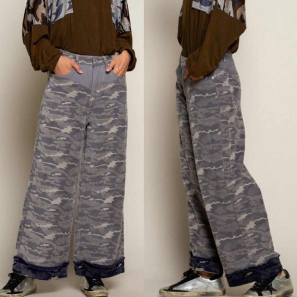 NWT Camouflage Corduroy Gray Wide Legged Pants Medium